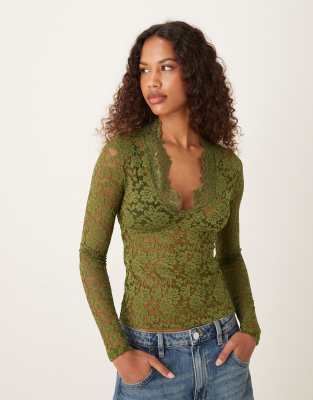 Free People - All Day - Langärmliges Oberteil aus Spitze in Grün