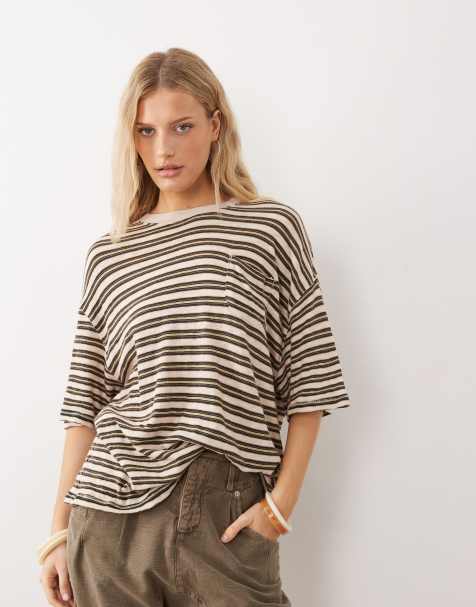 Free People - All Love - Gestreept T-shirt met zakje in theekleur - view 1