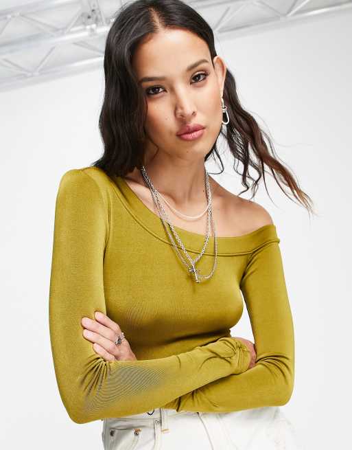 Free People - Asymmetrische body in olijfgroen