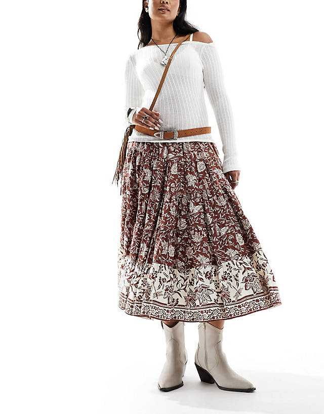 Free People - batik print vintage look midi skirt in chocolate