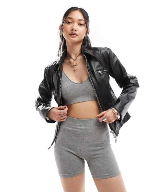 Free People – Bezszwowa szara braletka z dekoltem w kształcie litery U