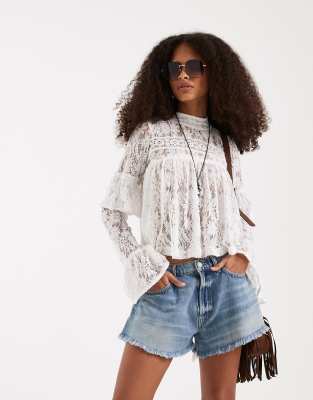 Ruffles 4