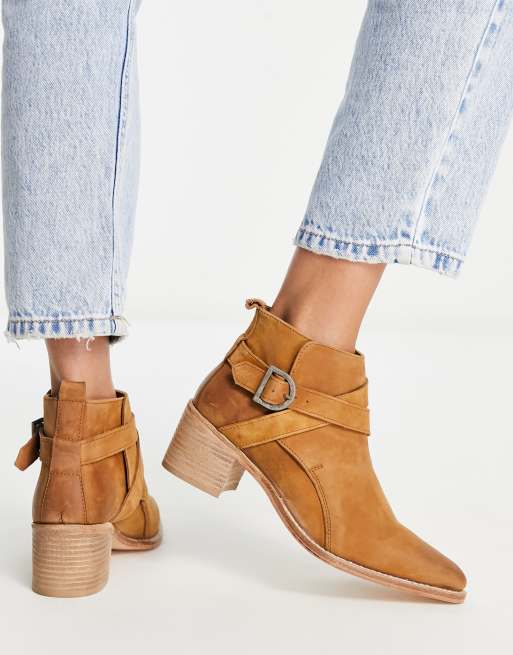 Free People - Bottines en cuir avec boucle - Fauve