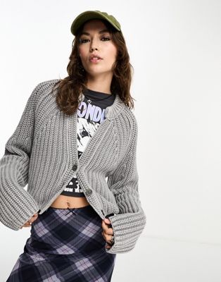 Free People cable knit chunky cropped cardigan in grey - ASOS Price Checker