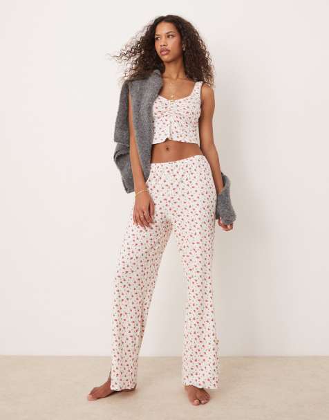 Free People – Chintzy – Geblümter Pyjama in Rot und Weiß - view 1