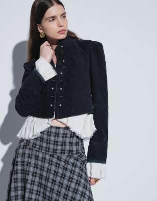 Jacket 4