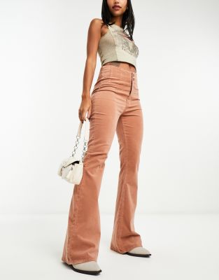 Free People - Cord-Schlagjeans in Hellbraun mit hohem Bund-Brown