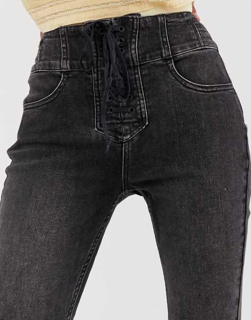 Free People - Curvy Lovers - Skinny jeans met rijgsluiting, 3 van 4