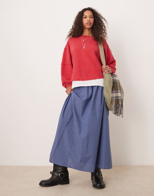 Free People – Czerwona luźna bluza z obniżoną linią ramion i efektem sprania