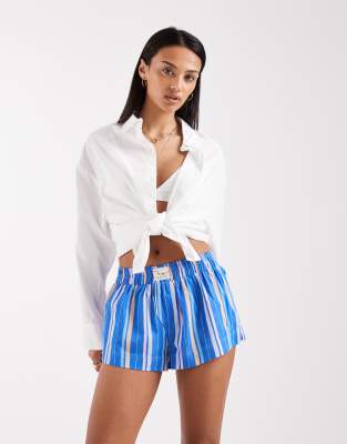 Free People - Day To Day - Mini-Boxershorts in Kobaltblau mit Streifen-Bunt