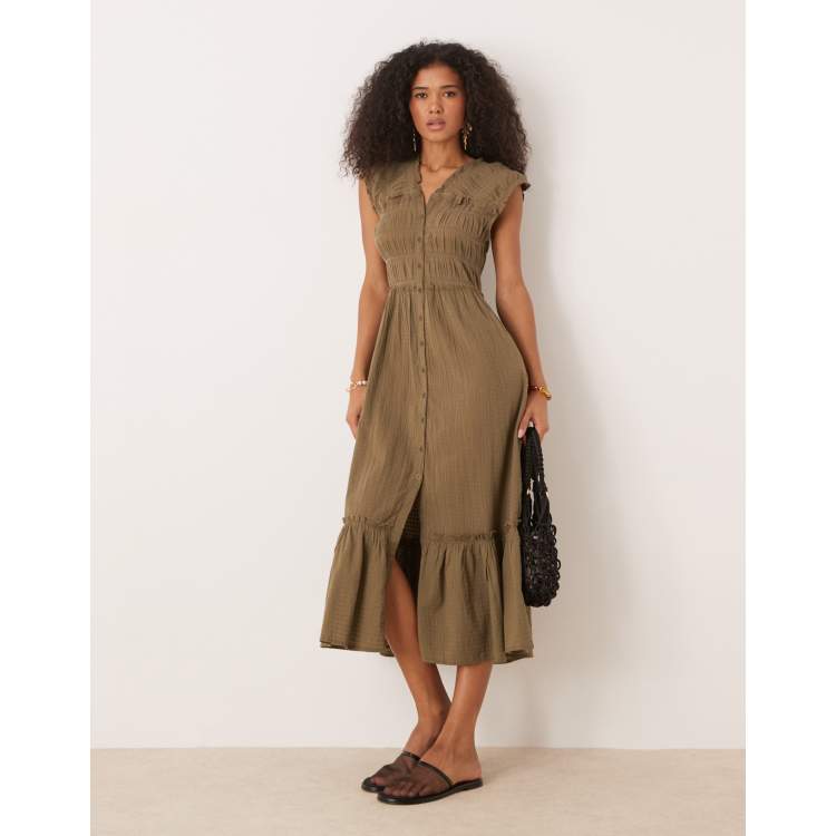 208758939-1-green?$n_750w$&wid