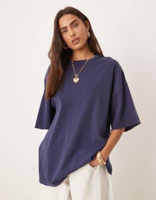 Free People - Devon - Locker geschnittenes T-Shirt in Marineblau