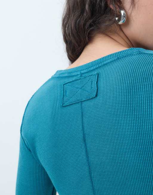 Free People Easy Does It top con bordo a lattuga in blu petrolio, 2 di 4
