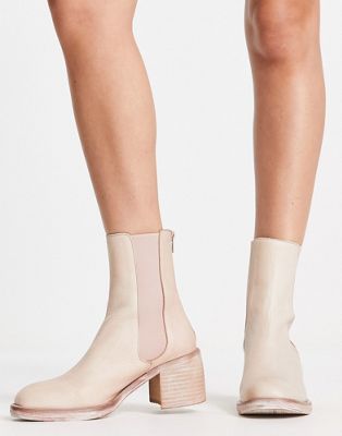 Free People essential chelsea boots in off white leather - ASOS Price Checker