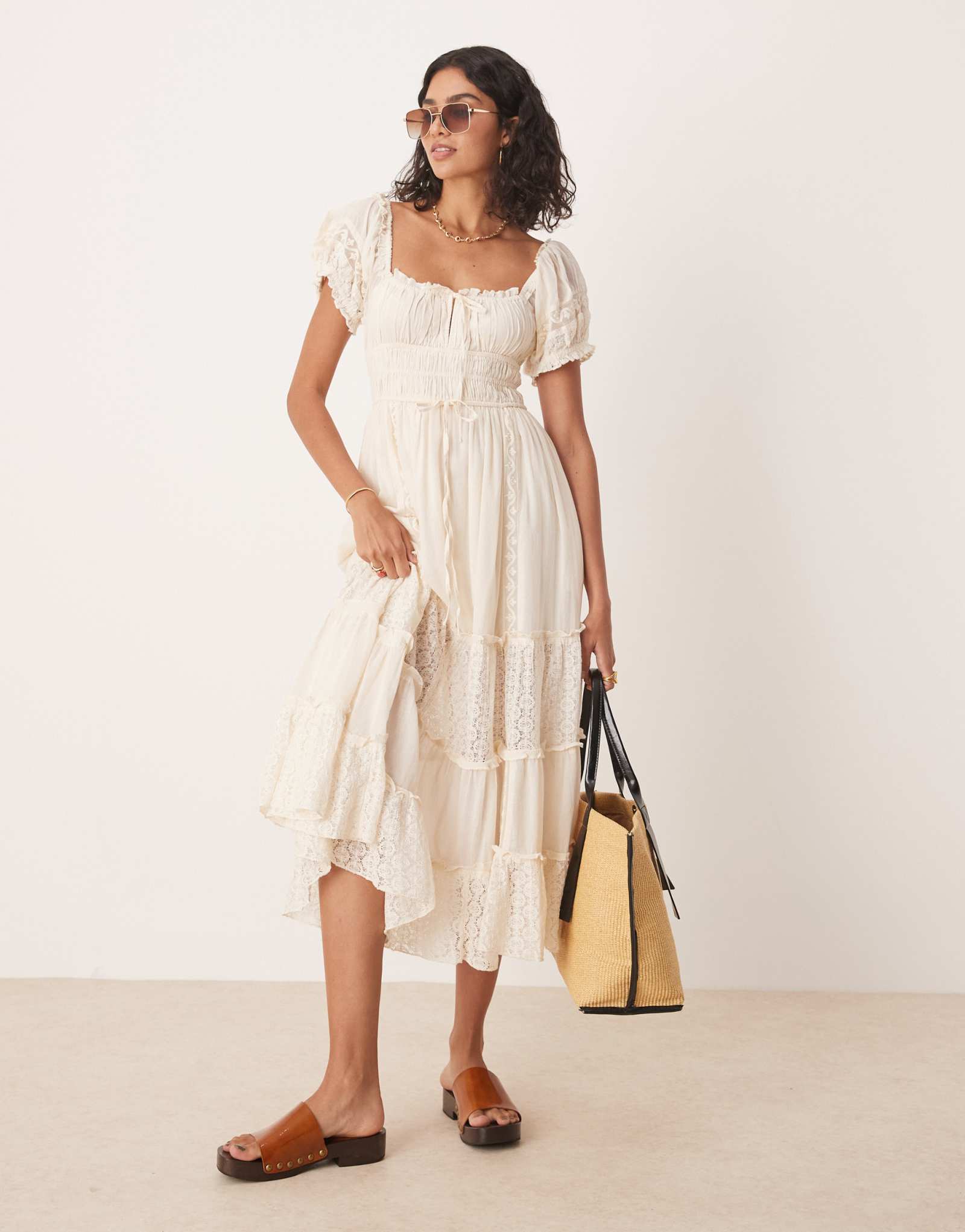 Платье миди с кружевной вставкой Free People falling sun в чайном цвете 