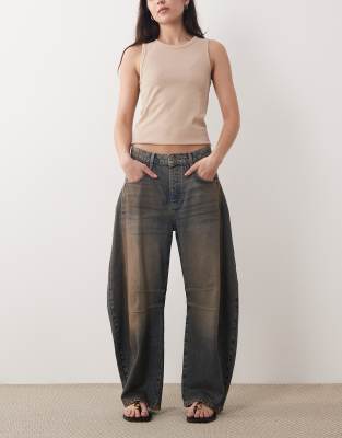 Free People - Good Luck - Barrel Leg Jeans in Blau mit mittelhohem Bund