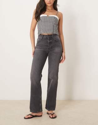 Free People - Holly - Bootcut-Jeans in verwaschenem Schwarz