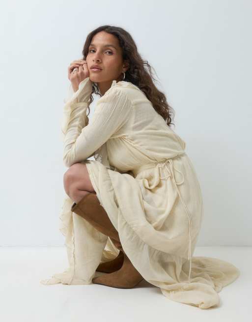 Free People Isla boho vestido midi con volantes en marfil, 2 de 5