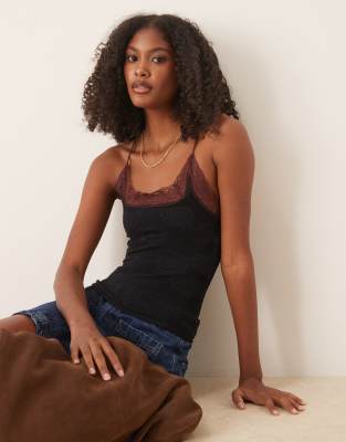 Free People - Jules - Nahtloses Trägertop in Schwarz