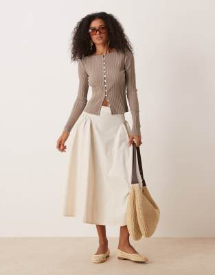 katia maxi skirt in tea-White