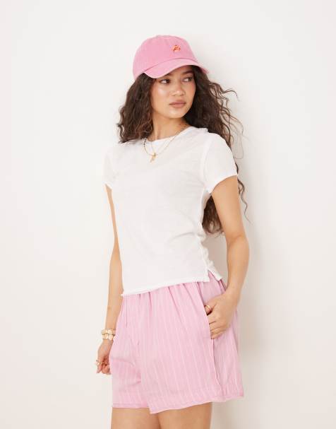 Free People – Knapp geschnittenes T-Shirt in Elfenbeinweiß mit Rundhalsausschnitt - view 1