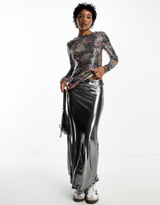Free People – Langärmliges Pailletten-Oberteil in Silber mit Blumenmuster, 3 von 4