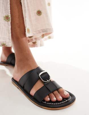 leather buckle detail flat sandals in black