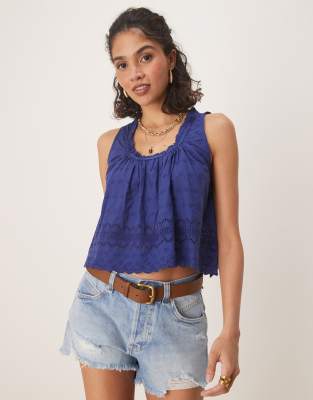 Free People marina eyelet detail tank top in blue 10590₽