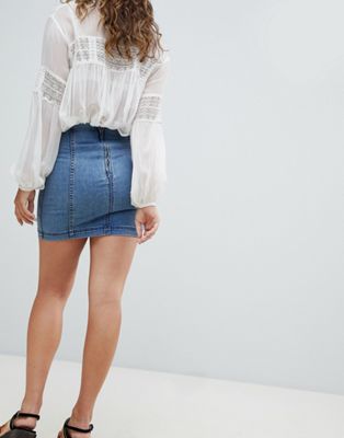 modern femme mini skirt