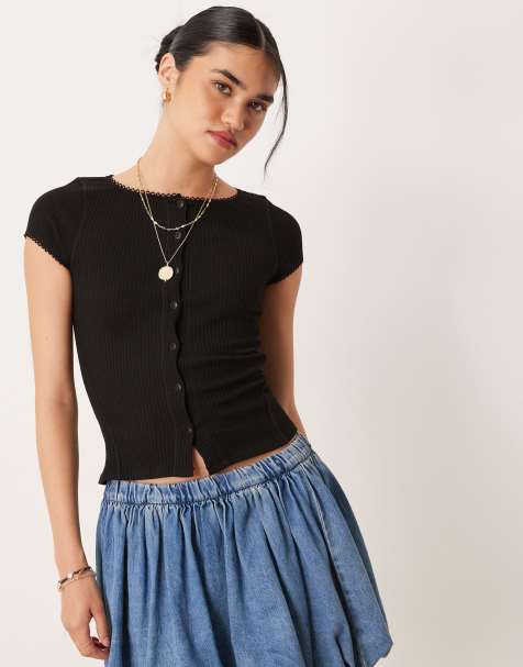Free People - Most Wanted - T-shirt met knoopsluiting in zwart - view 1