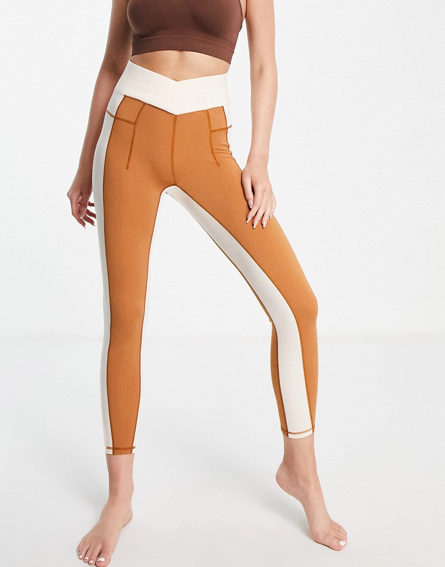 Free People Movement rebel leggings in contrast color block - part of a set-Neutral