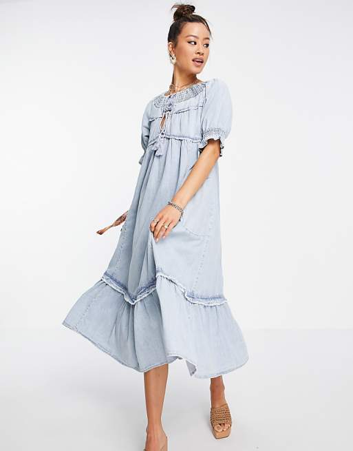 free people denim maxi dress We The Wonderland this Free People dress showcases a sweetheart neckline for a flattering frame NEW Free People Distressed Denim