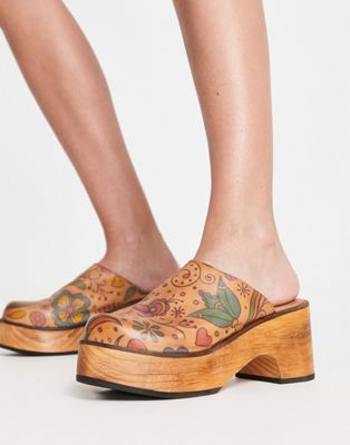 Free People patsy printed clogs in leather