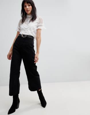 culotte jeans outfit