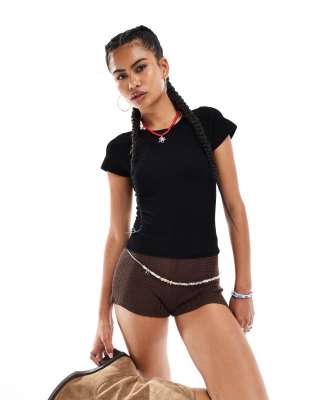 Белая детская футболка Free People с круглым вырезом черного цвета 3190₽