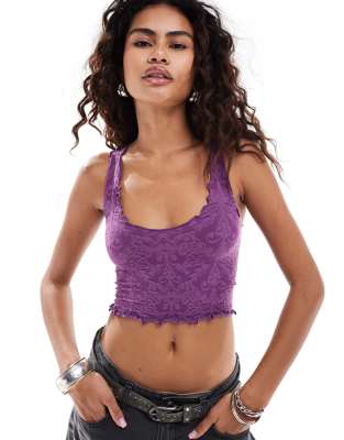 ruffle edge scoop neck cropped cami top in amethyst-Purple