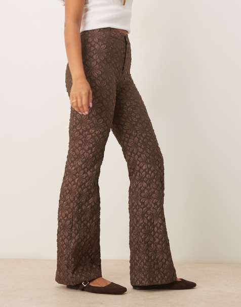 Free People - Runway - Chokoladebrune bukser i frotté med blomstermønster og svaj - view 1