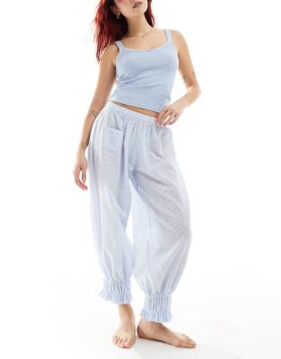 Free People - Schlaf-Set aus Pointelle-Tanktop in Hellblau und gestreifter Longline-Pumphose