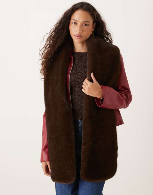Free People snow angel faux fur scarf in espresso | ASOS