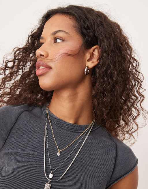 Free People - T-shirt corta color nero slavato a coste con maniche raglan