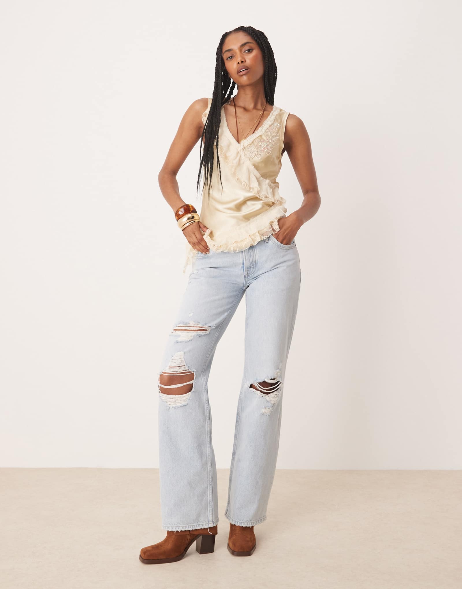 Джинсы Free People tennessee с низкой посадкой цвета индиго ruin