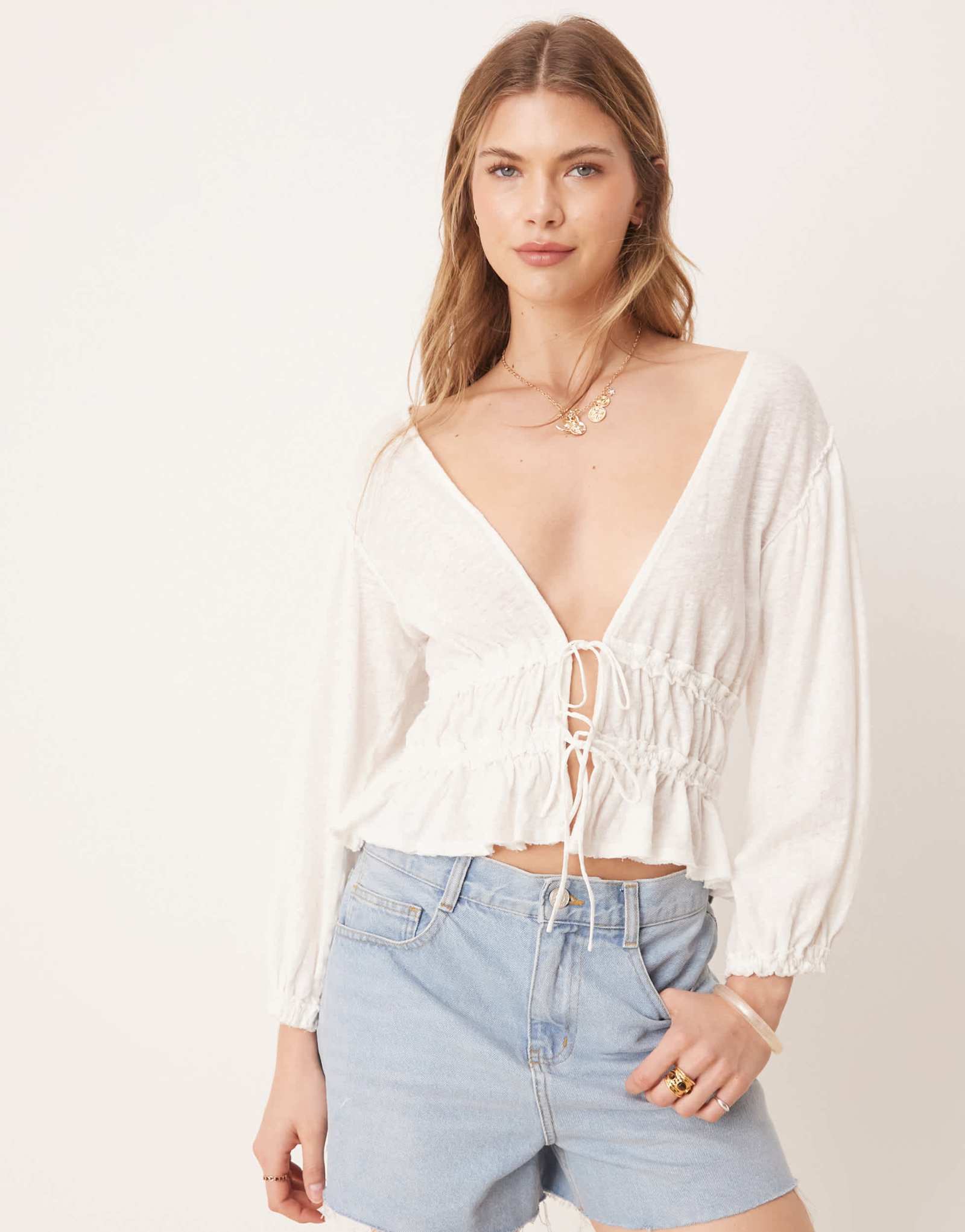 Трикотажная блузка Free People с галстуком спереди цвета слоновой кости