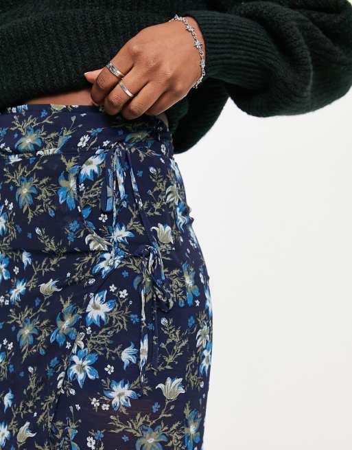 Floral shop tie skirt