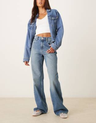 Tinsley baggy high rise straight leg in mid wash blue
