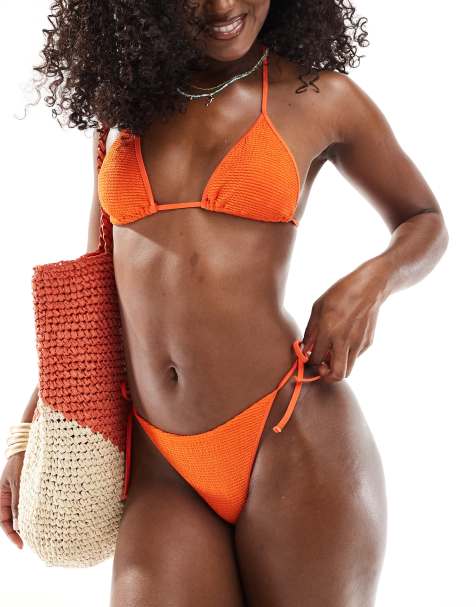Free Society – Glänzende Bikinihose in Orange mit seitlicher Schnürung und Knitteroptik - view 1