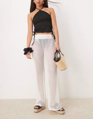 knit beach pants in white