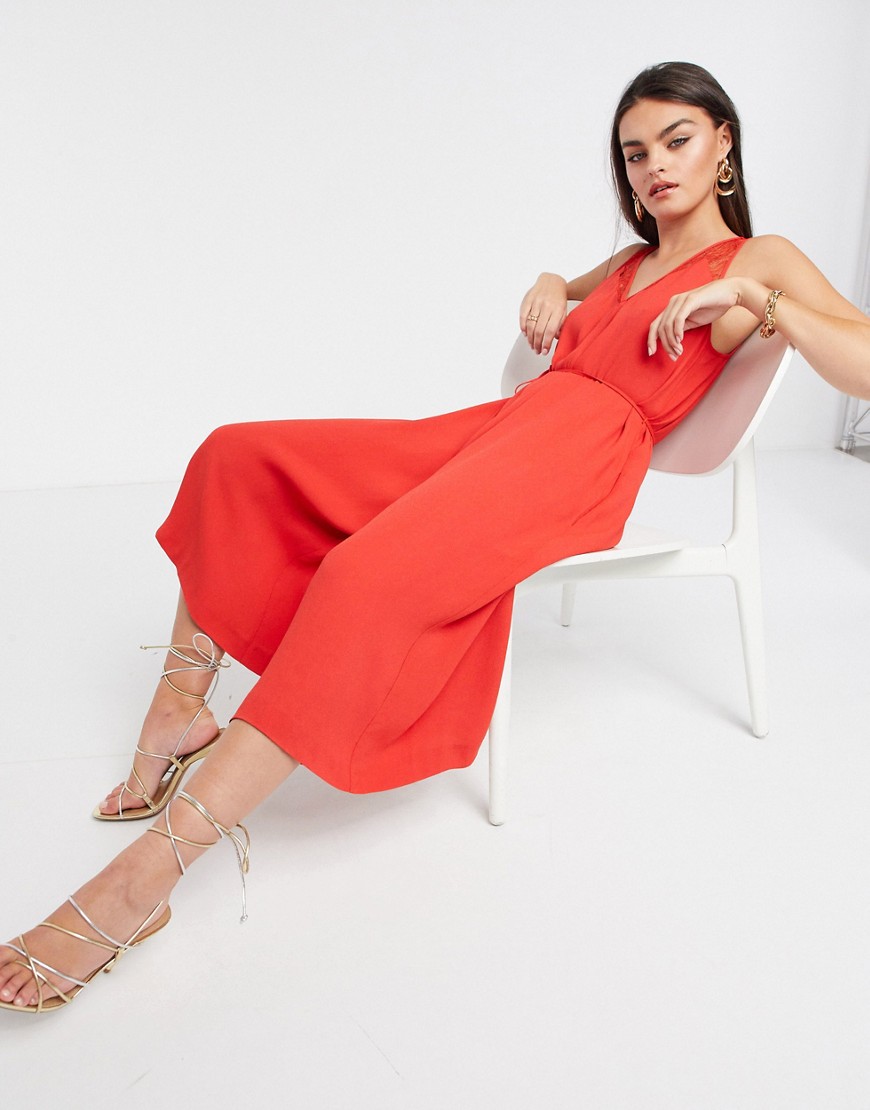 French Connection - Angie - Jumpsuit met kant in rood