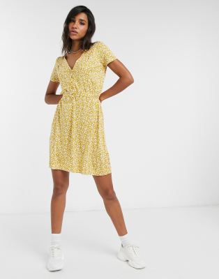 French Connection Aubi Ditsy Meadow jersey mini dress in yellow ASOS