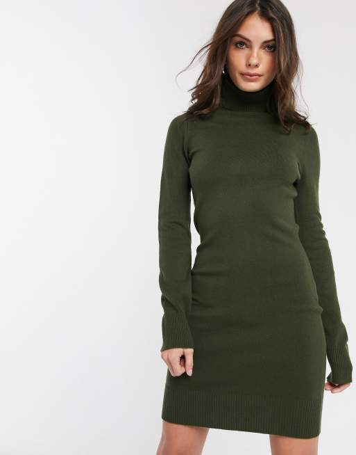 Turtleneck Tip: Layer it under a deep V-neck dress - The Nomis Niche