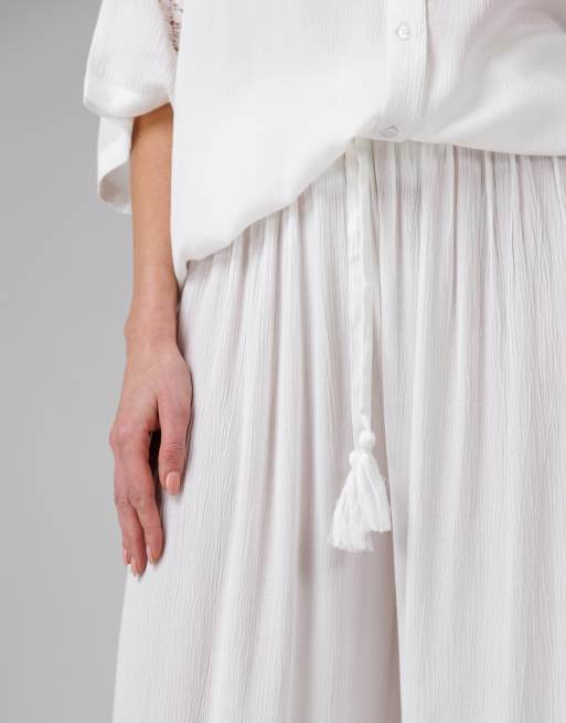 French Connection Beach Crinkle trim elasticated drawstring waist wide leg trousers in white, 4 of 4